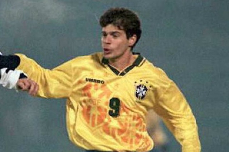 Tulio Maravilha có một sự nghiệp đáng nể với hơn 900 bàn thắng